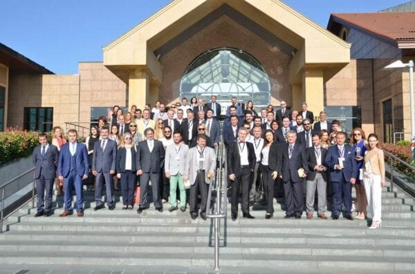 Yönetim Danışmanı Arıyorum: Nasıl Doğru Seçim Yapmalıyım?